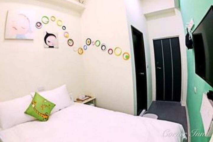 Room 13 of 27