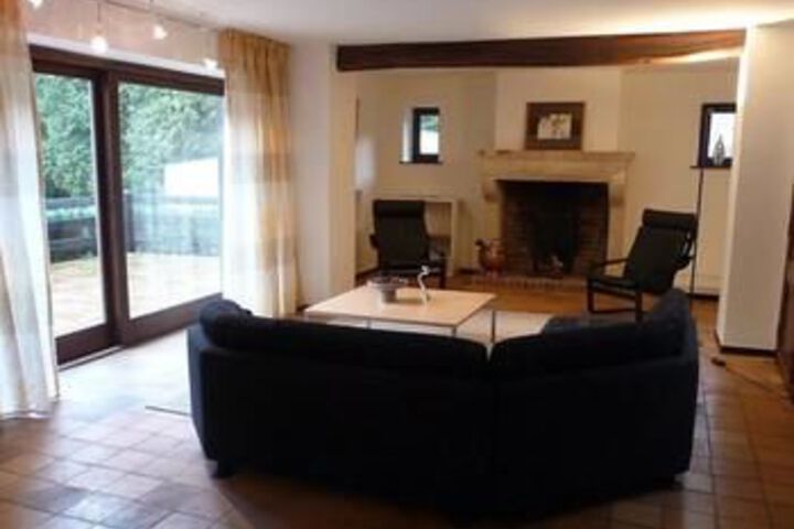 House With 5 Bedrooms in Comblain-Au-Pont With Enclosed Garden & Wifi - 33 Km From The Slopes
