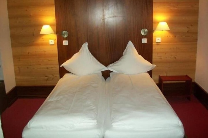 Room 5 of 36