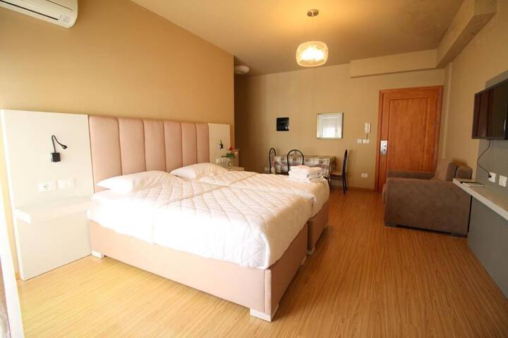 Room 20 of 47