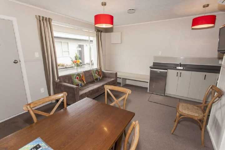 Room 6 of 29