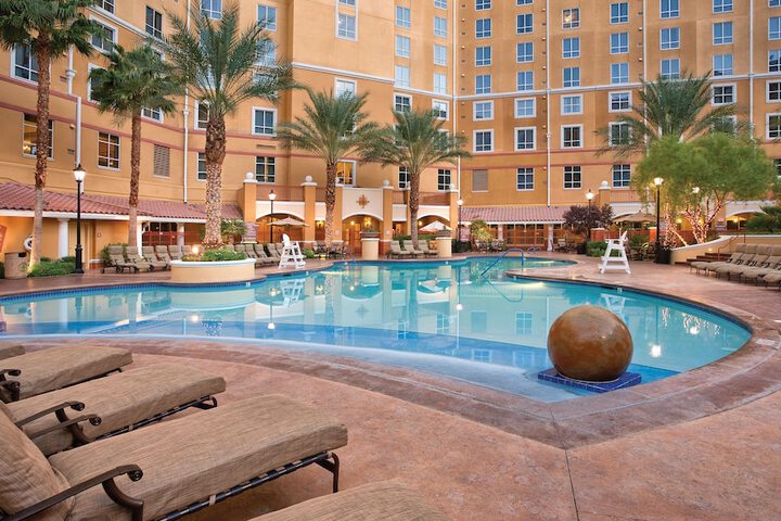 Pool 26 of 32