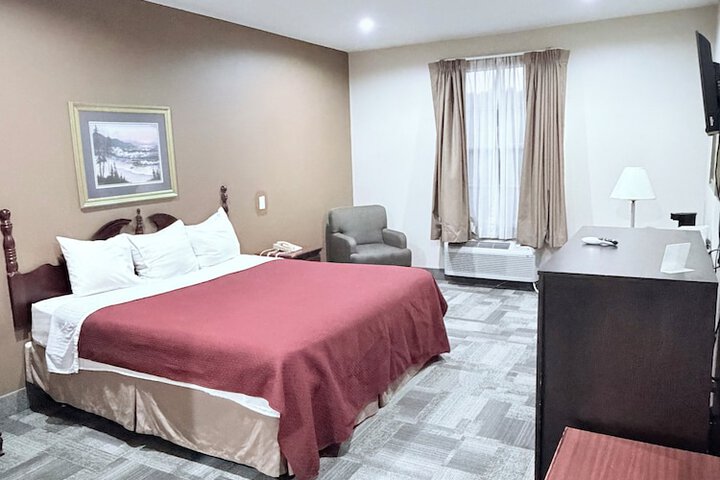 Room 7 of 19