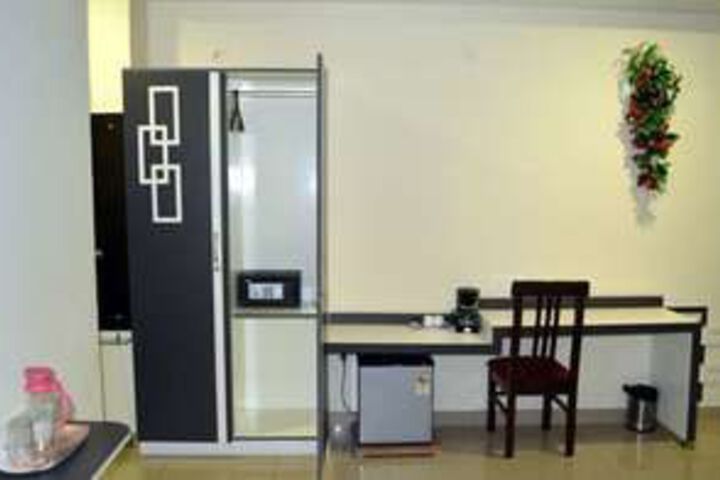 Room 55 of 66