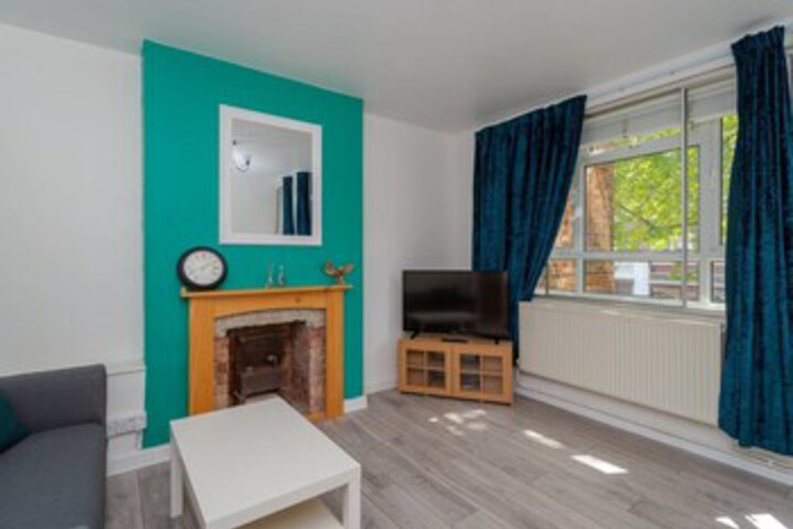 Room 15 of 18
