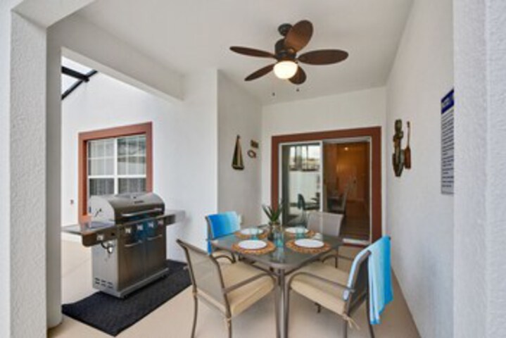 Terrace/Patio 31 of 32