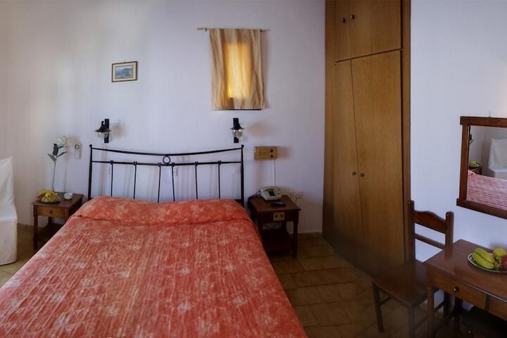 Room 19 of 41