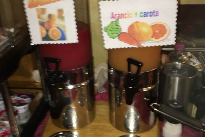 Breakfast/Coffee Service 28 of 62