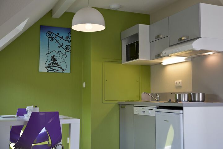 Private kitchenette