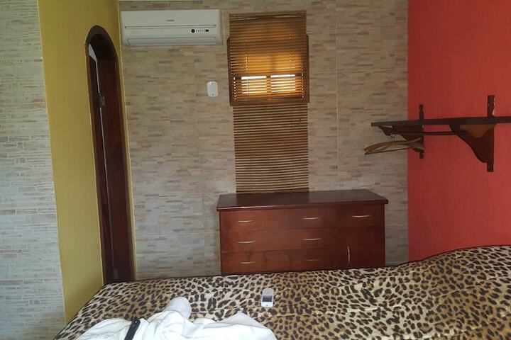 Room 4 of 79