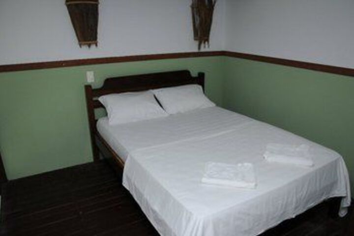 Room 27 of 90