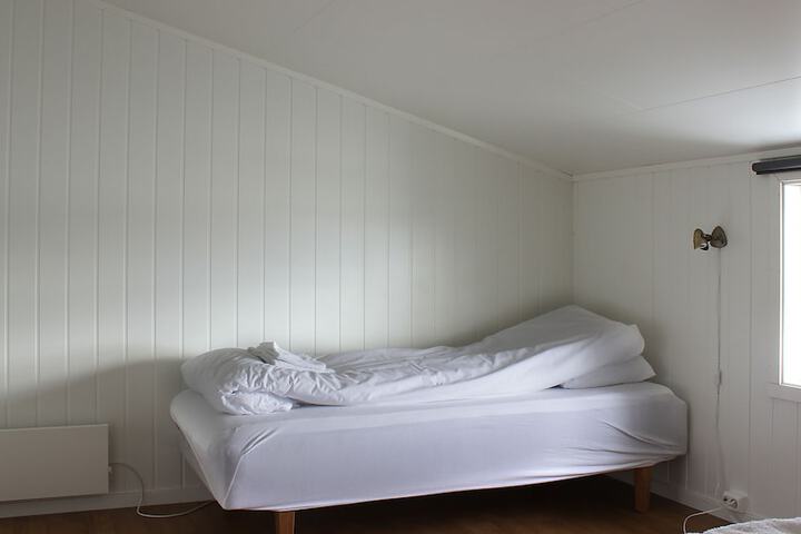 Room 6 of 49