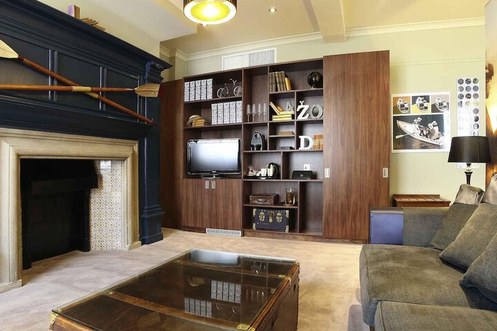 Room 18 of 41