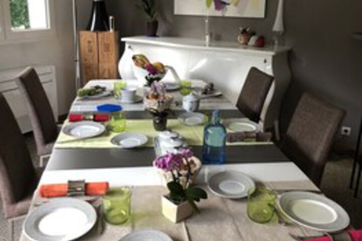 Dining 14 of 102