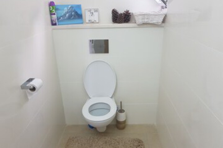 Room 4 of 21
