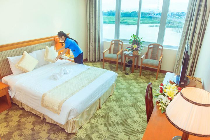Room 12 of 41