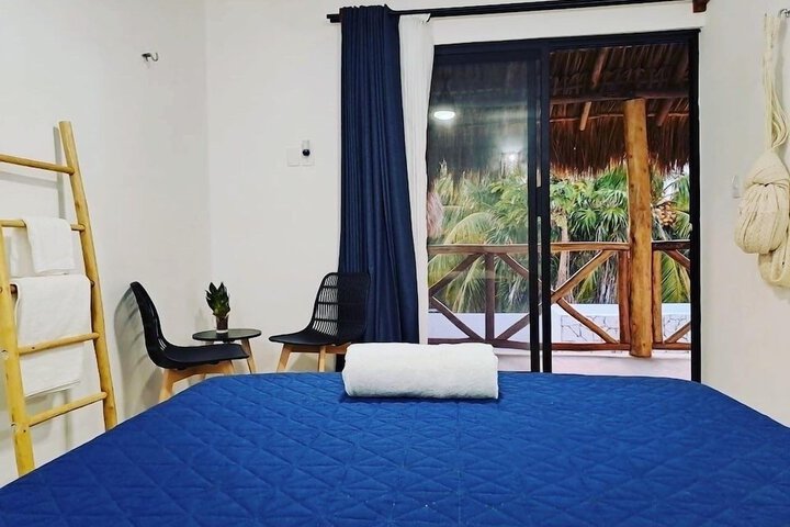 Room 3 of 20