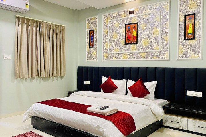 Room 17 of 40