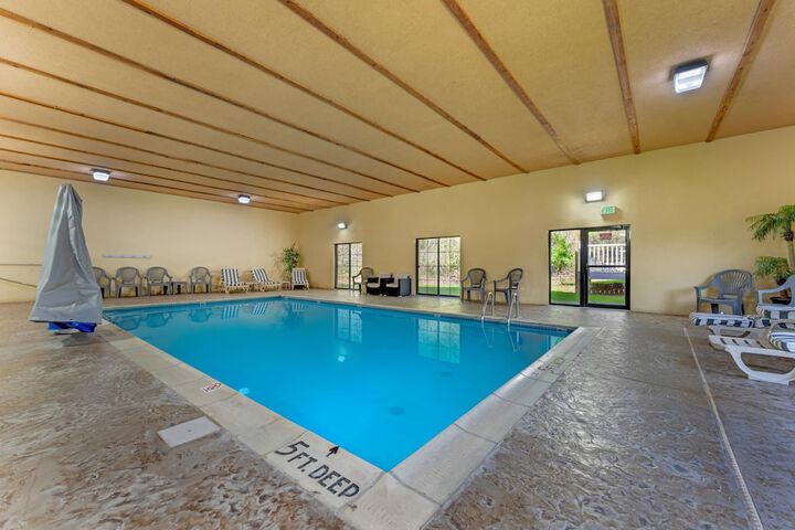 Pool 34 of 51