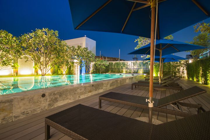 Pool 72 of 144