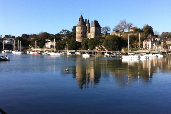 Photo of A LA BIROCHERE