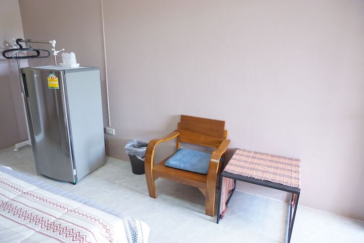 Room 27 of 41