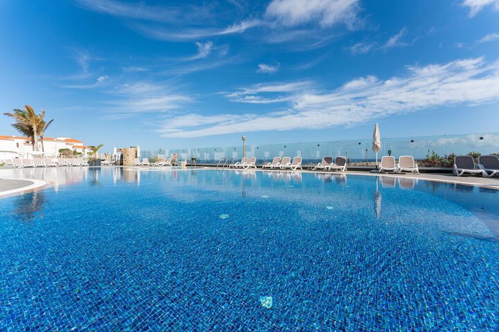 Pool 19 of 51