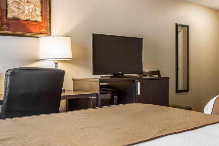 2 Double Beds (2 of 9)