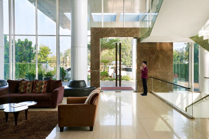 Guest Lobby