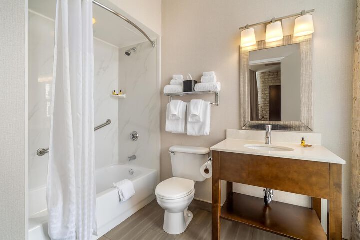 Clean Restrooms