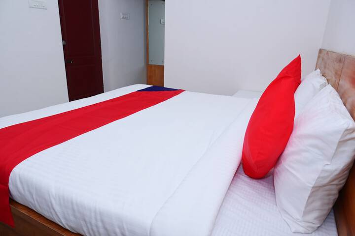 Room 10 of 15