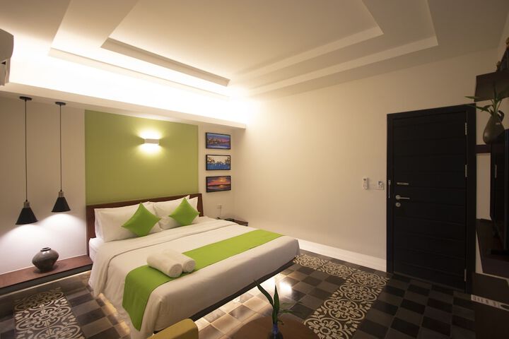 Room 27 of 177