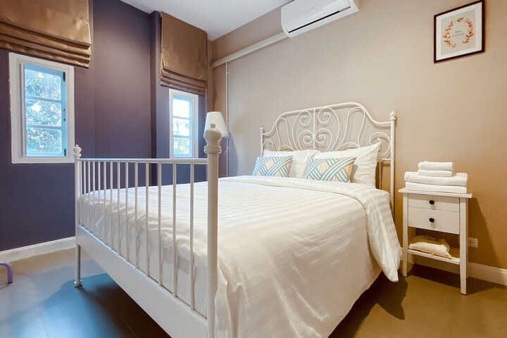 Room 29 of 137