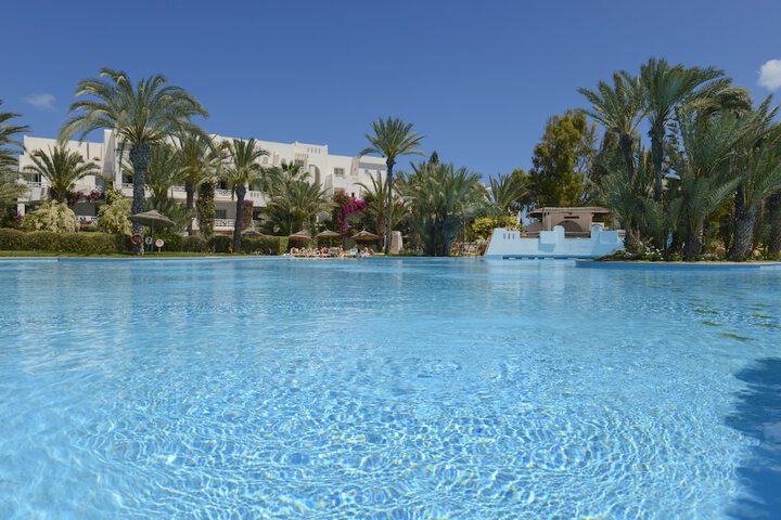 Pool 68 of 148