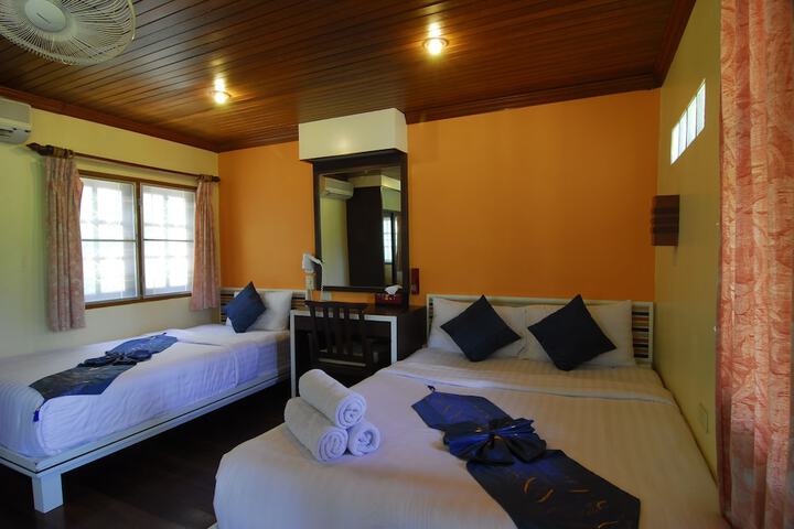 Room 15 of 151