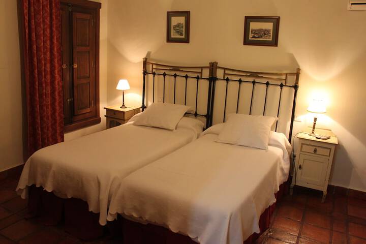 Room 7 of 45