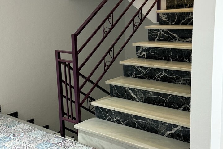 Hotel B and B Suites