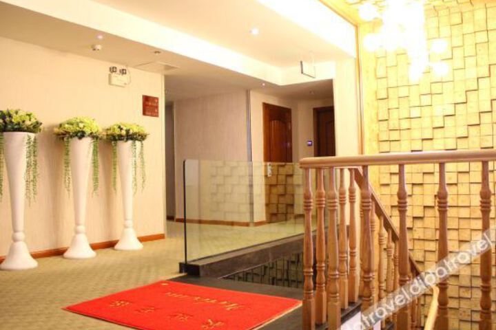 Hotel Interior 7 of 20