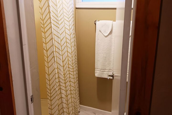Room 17 of 20