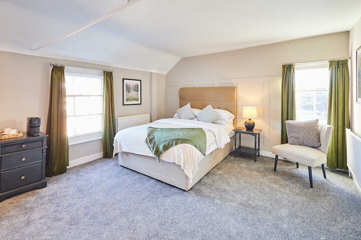 Room 4 of 23