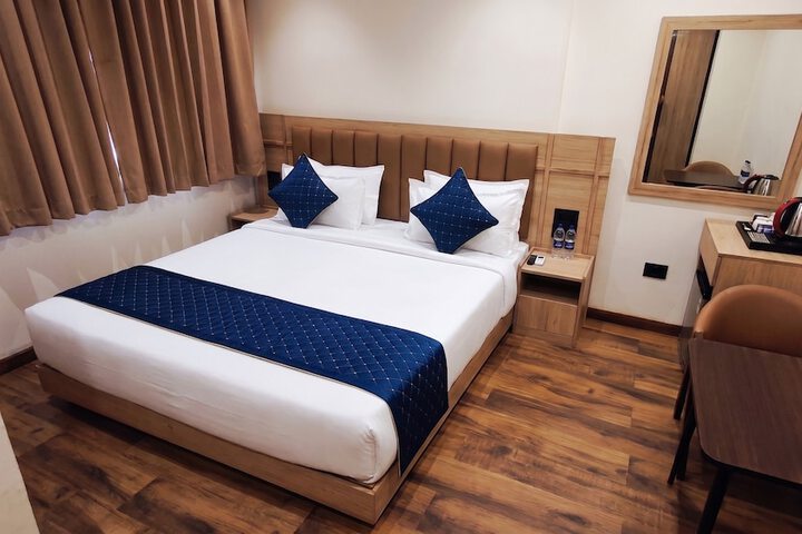 Room 10 of 23