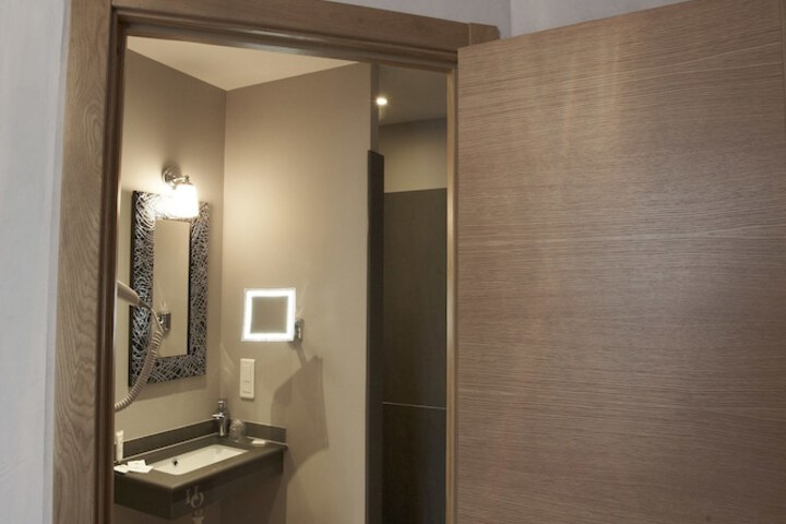 Room 45 of 67
