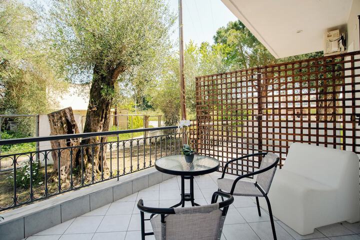 Terrace/Patio 36 of 73