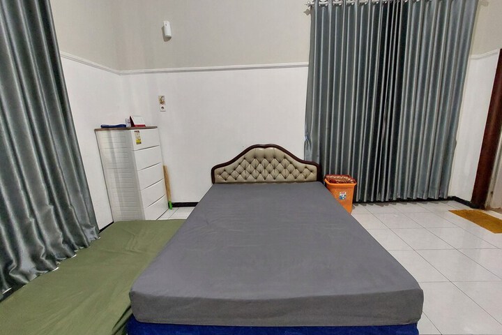 Room 3 of 23