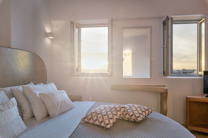 Room 28 of 230