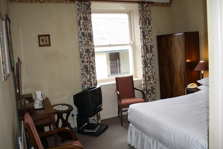 Room 13 of 75