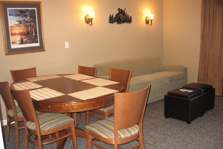 Room 16 of 82