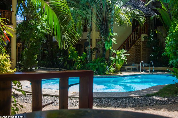 Pool 51 of 61