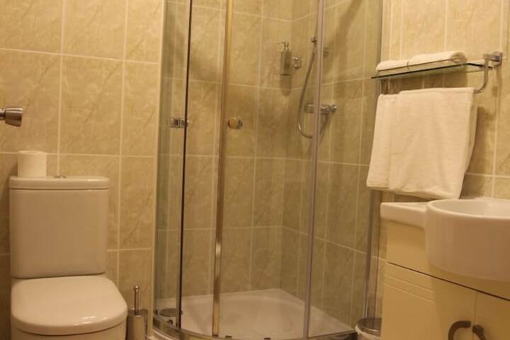 Room 15 of 47
