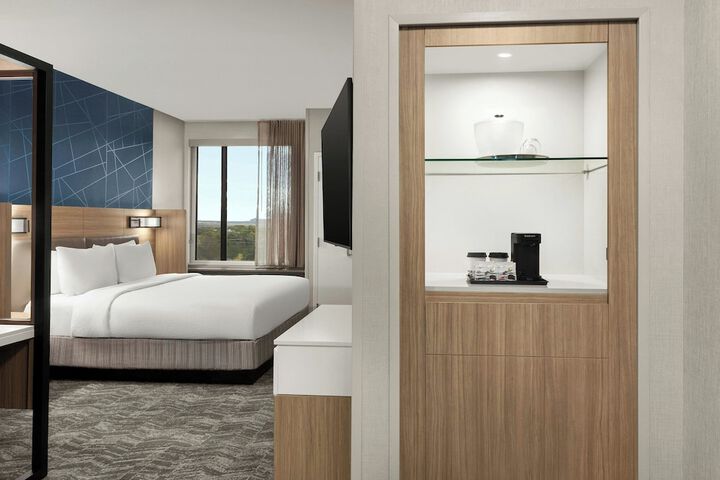 Room 7 of 31